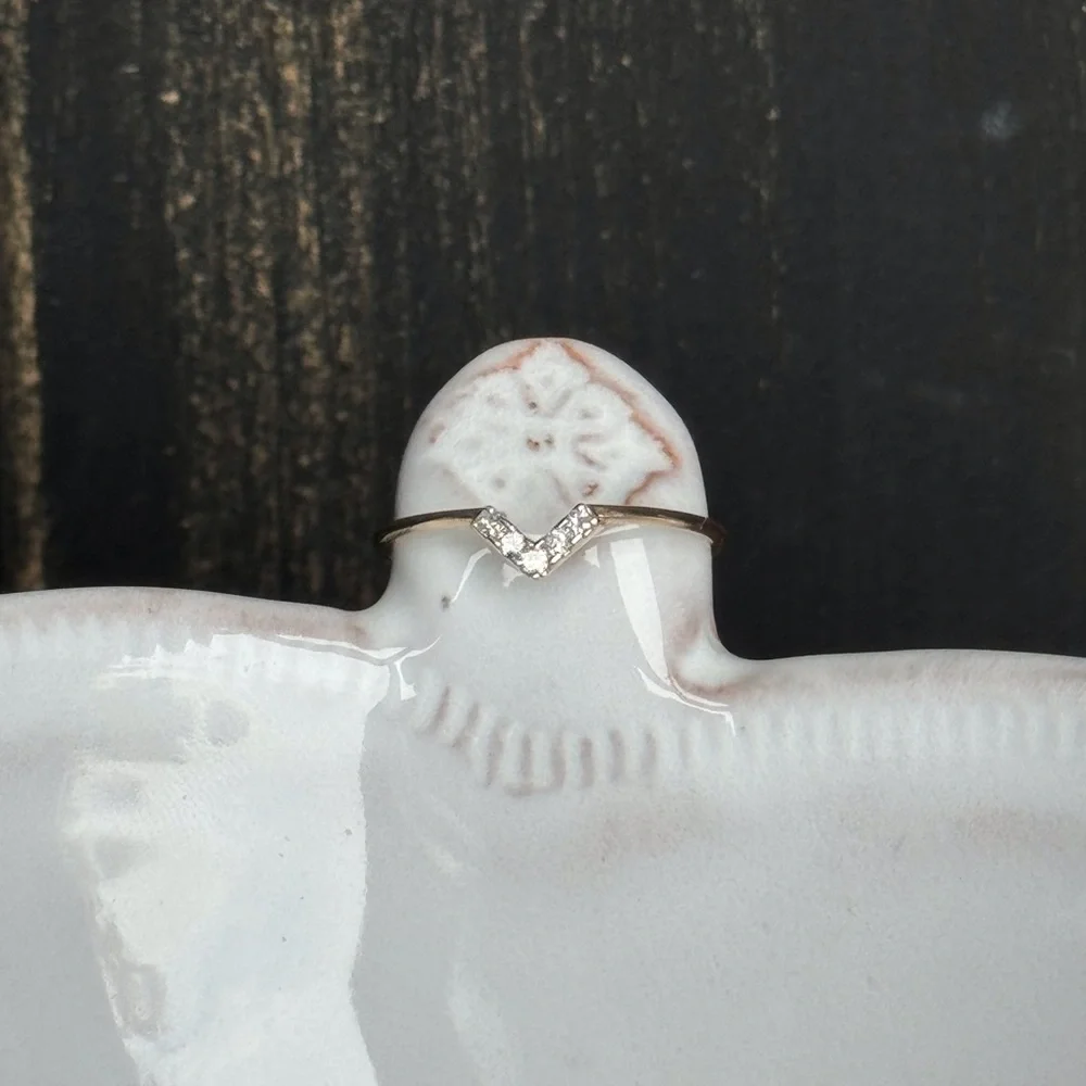 14KYG Princess Cut Diamond V Ring